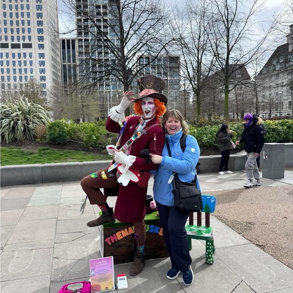 Meet your Posher, Cat - Picture 7 of 14